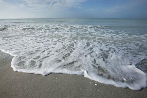 Sanibel;Beach;Waves;Coastline;Sand;Shoreline;Coast;Shore;Ocean;Florida;Sanibel Captiva Island;Beaches;Sandy